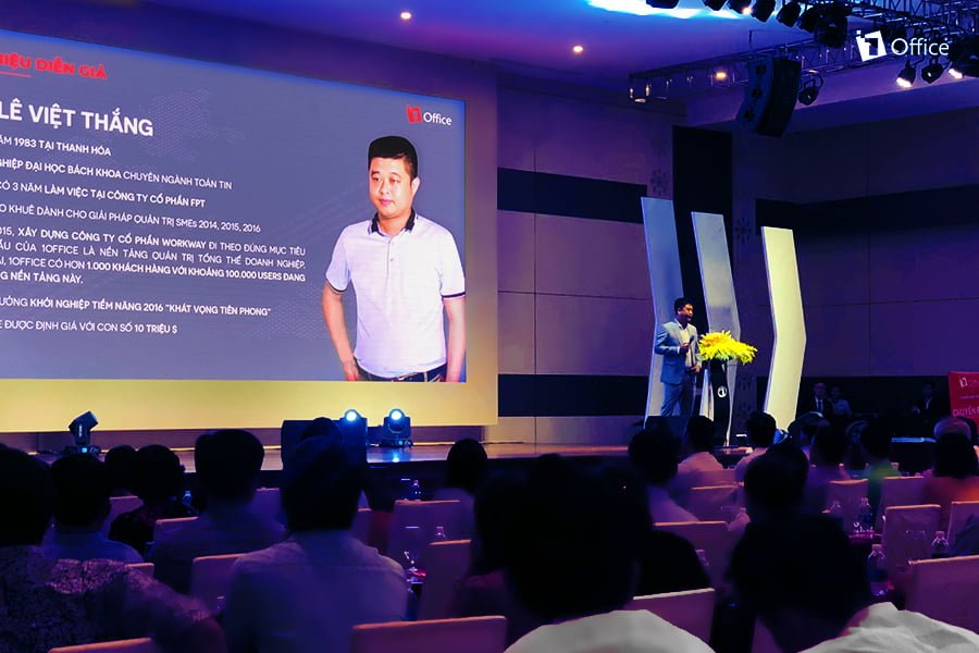 Diễn giả Lê Việt Thắng chỉ ra "Phương thức chuyển đổi số hiệu quả cho các doanh nghiệp