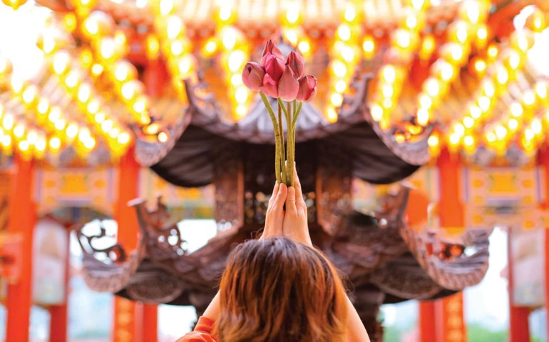 Những lưu ý khi đi lễ cầu tài lộc cho dân kinh doanh