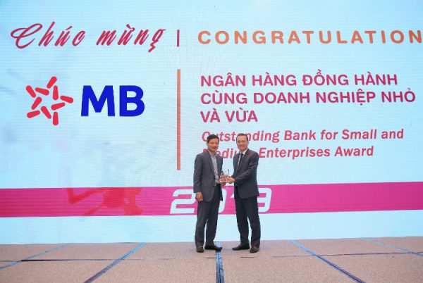 mb-bank-chuyen-doi-so-khong-chi-la-muc-tieu