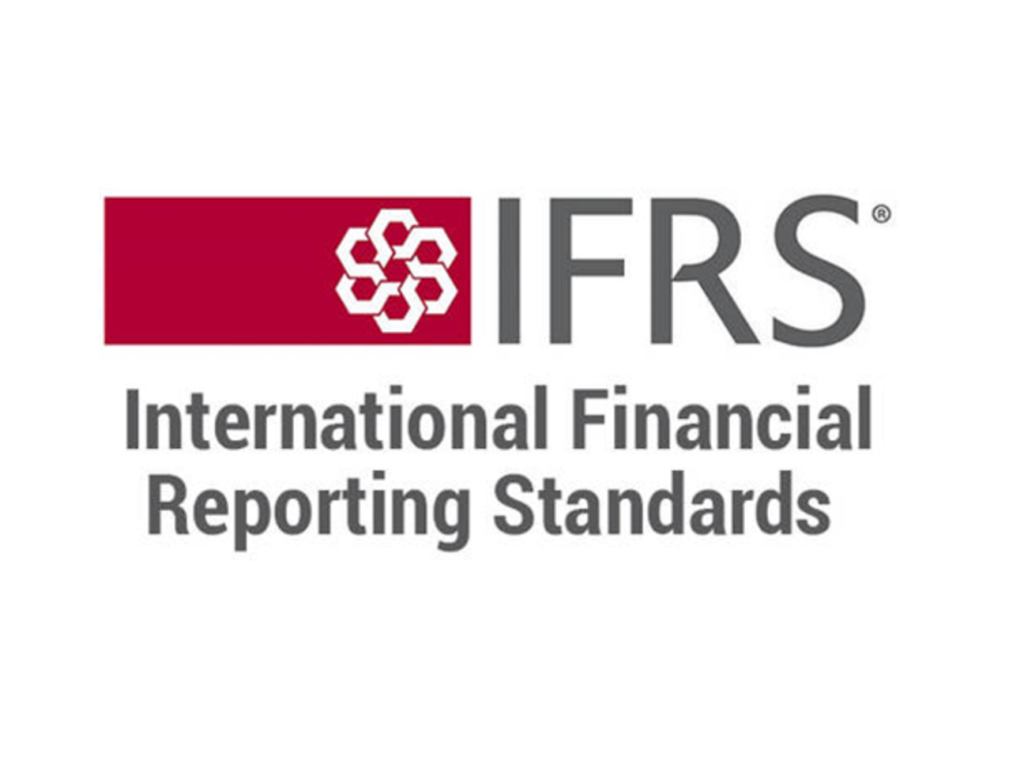 IFRS là gì? Tầm quan trọng và Lộ trình chuyển đổi cho doanh nghiệp