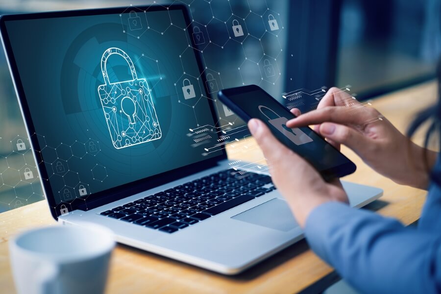 Bảo mật dữ liệu ở cấp độ cao là tiêu chí quan trọng khi chọn phần mềm HRM cho ngành công nghệ thông tin