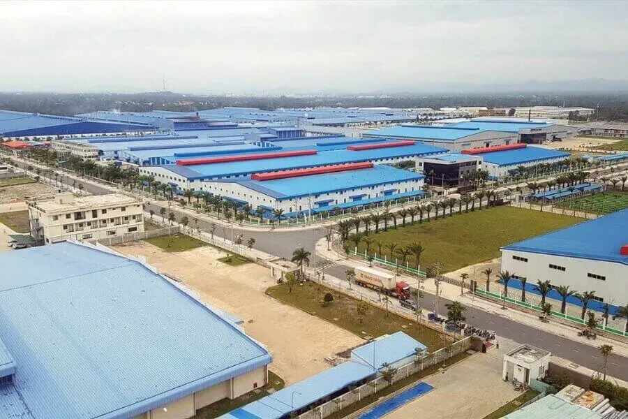 Nguồn nhân lực và tiện ích xã hội tại KCN Xuyên Á