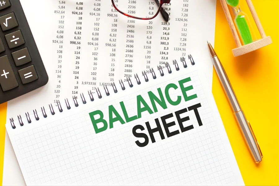 Bảng cân đối kế toán tiếng anh là Balance Sheet