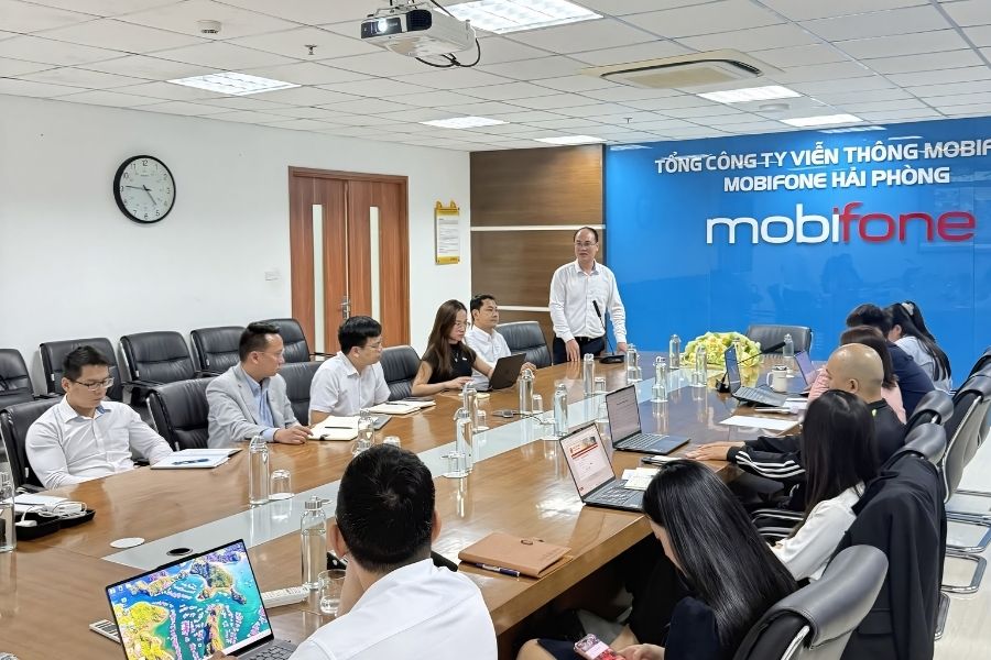 buổi làm việc tại trụ sở Mobifone Hải Phòng